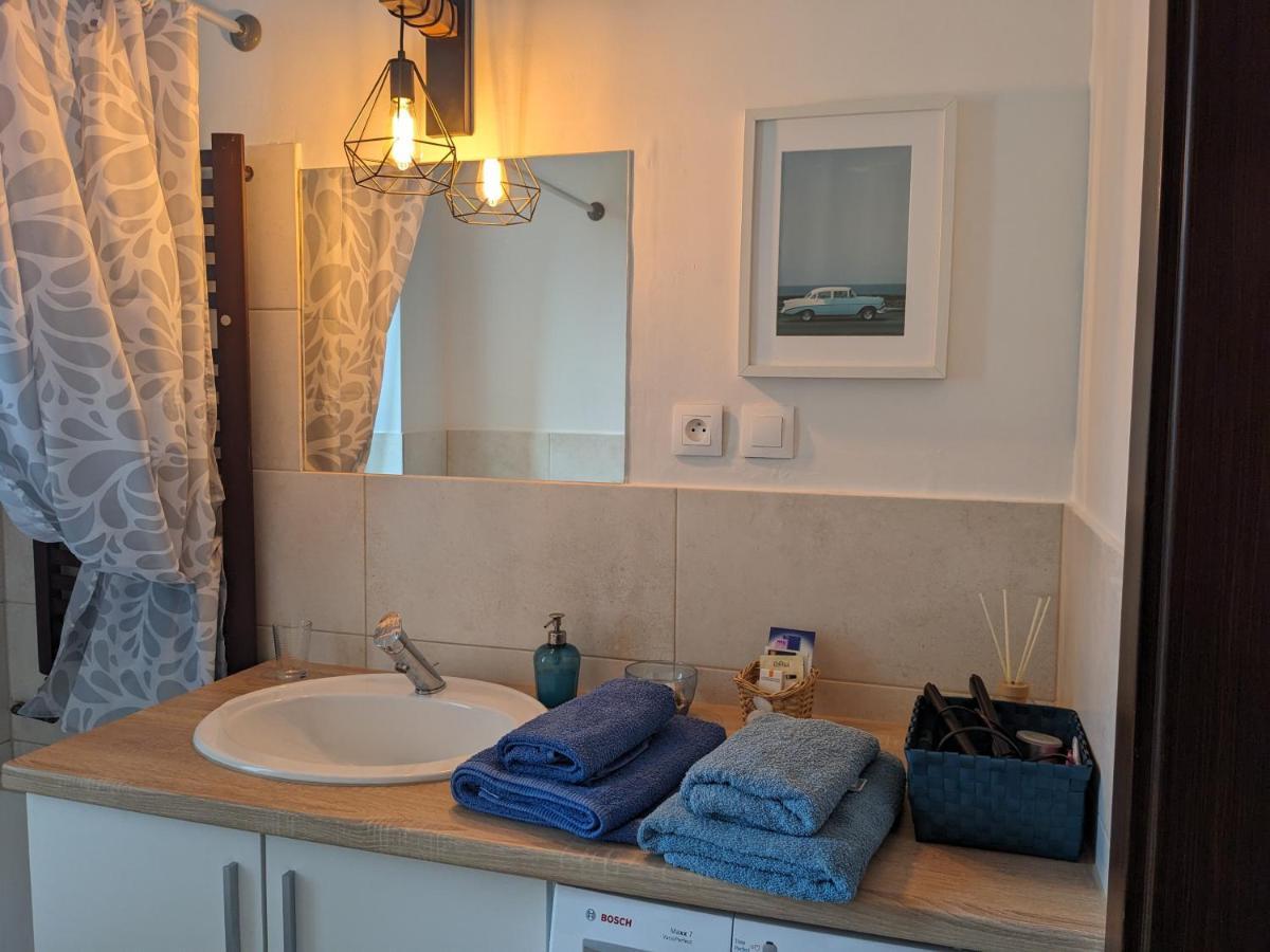 Blue Apartament Luboń Esterno foto
